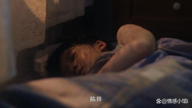 野狗骨头把女生黄体破裂拍出来了 紧急手术背后的温情守护