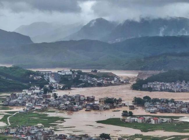 六蓝水库村民讲述房子被夷为平地 紧急救援与群众转移进行中