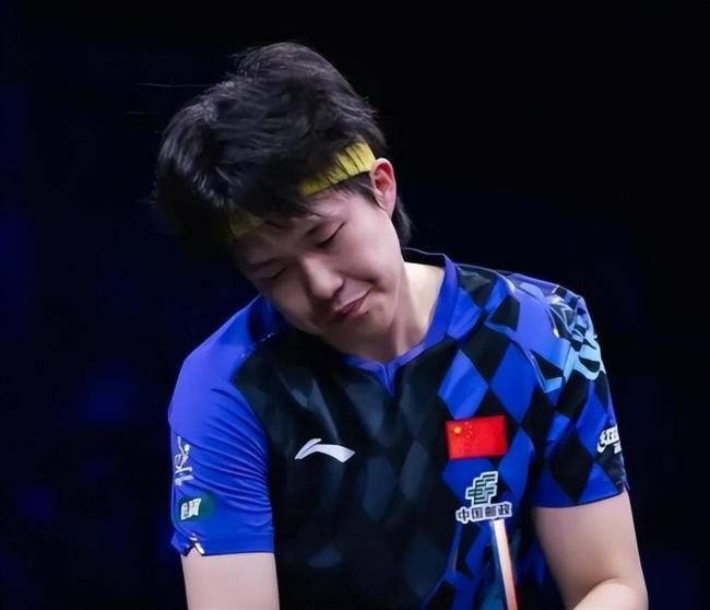 国乒回程趣事不断！王楚钦小嘴稳定发挥蛐蛐黄友政，莎莎自信带路 洛杉矶大满贯后疲惫归国