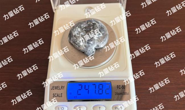 河南造出全球最大培育钻石再破纪录 技术突破引领行业