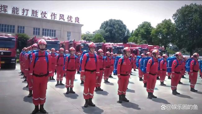 广西抗洪前线的10个感人瞬间