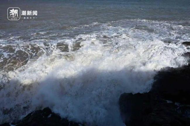 浙江苍南马站隧道变身台风停车场 防台一线紧张备战