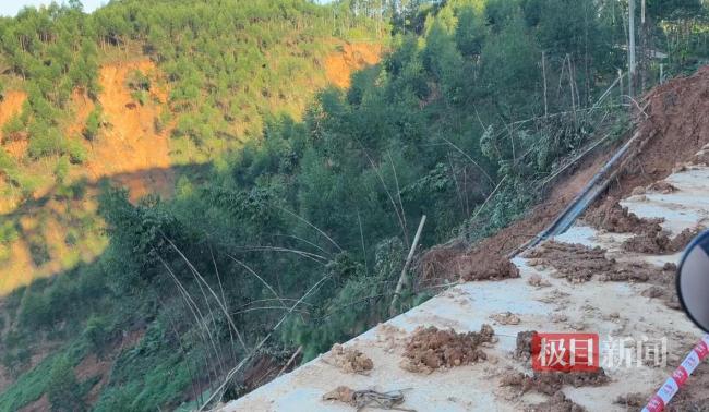 50岁职工被洪水冲走失联超6天 多方力量持续搜救