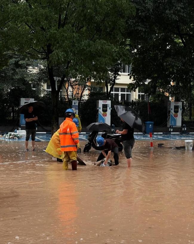 巴威还没走海神就要来了 台风路径多变引关注