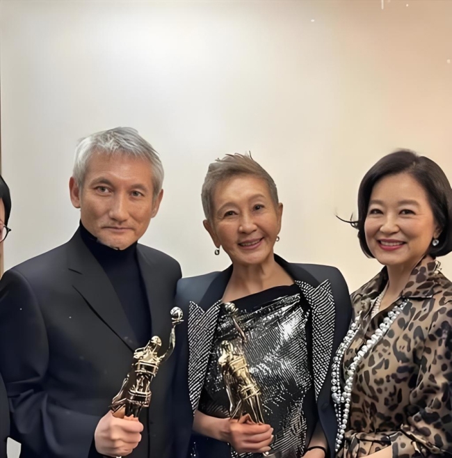 香港电影人施南生离世 享年75岁
