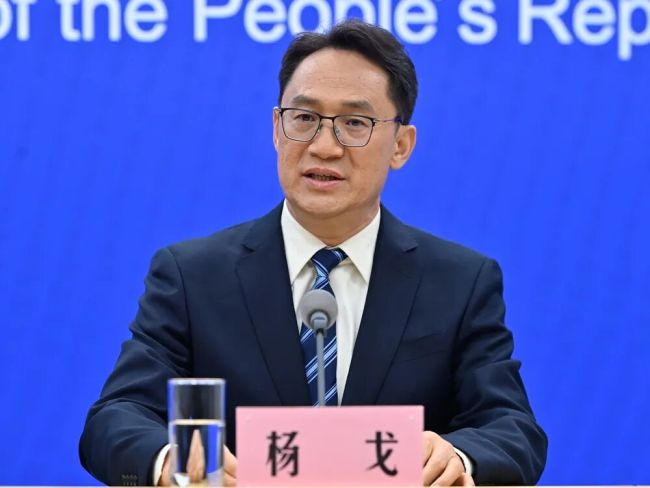 国家卫健委发布防暑降温提示 夏季健康养护关键期
