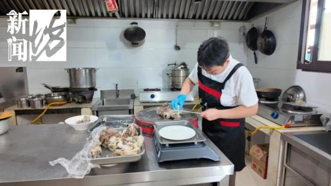 上海人入伏为吃羊肉凌晨三四点出门 三伏天养生热潮