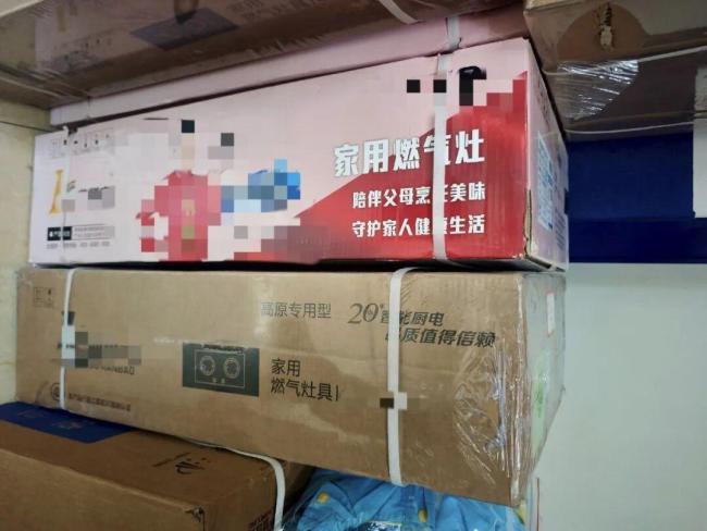 昆明警方抓获11人诈骗团伙 专骗独居老人