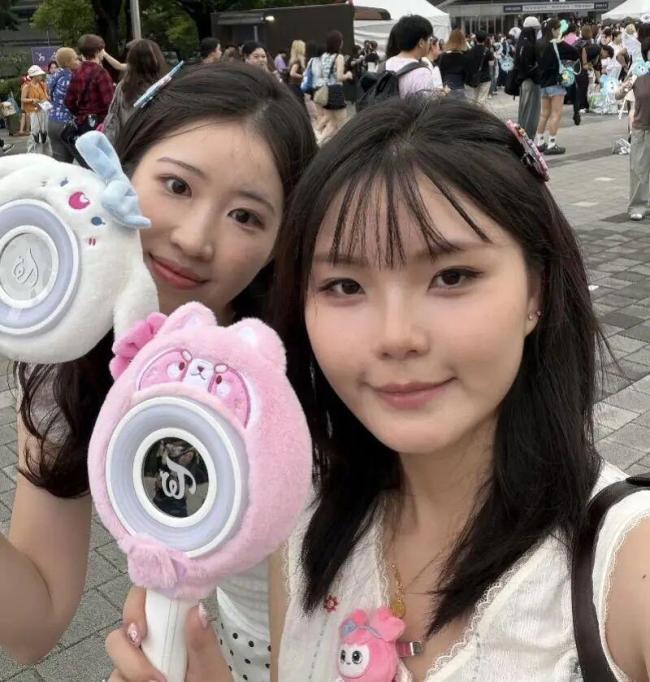 中国女孩在韩国合力救人持续获点赞 勇敢无畏感动两国