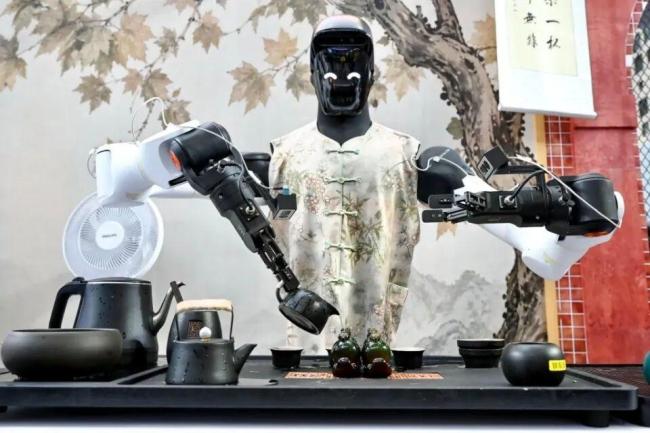 算力与制造业支撑AI脱虚向实 具身智能走进现实