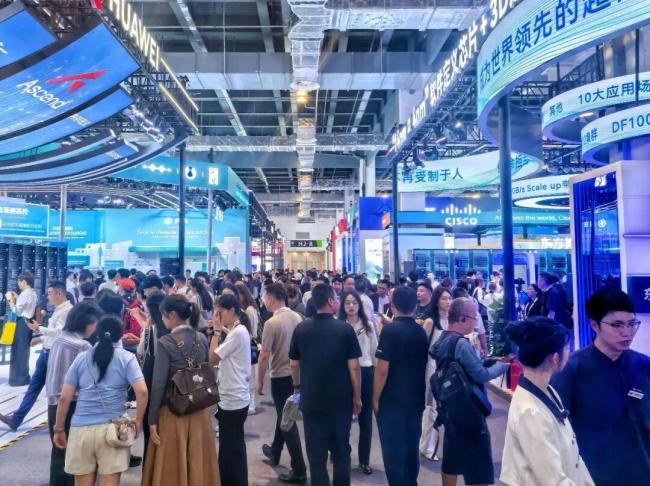 WAIC观察:中国算力的“超节点”时代