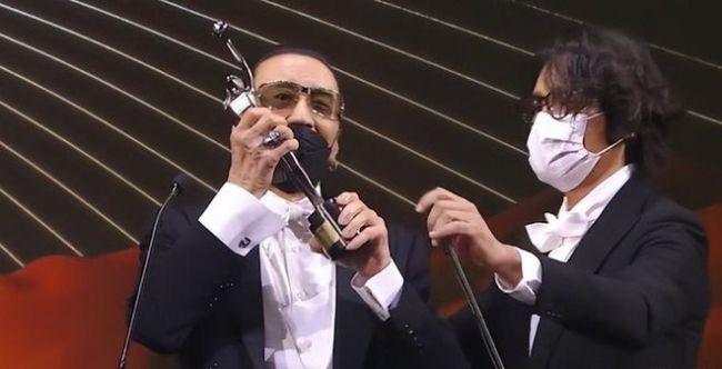 谢霆锋曾说谢贤不存钱 晚年还想工作