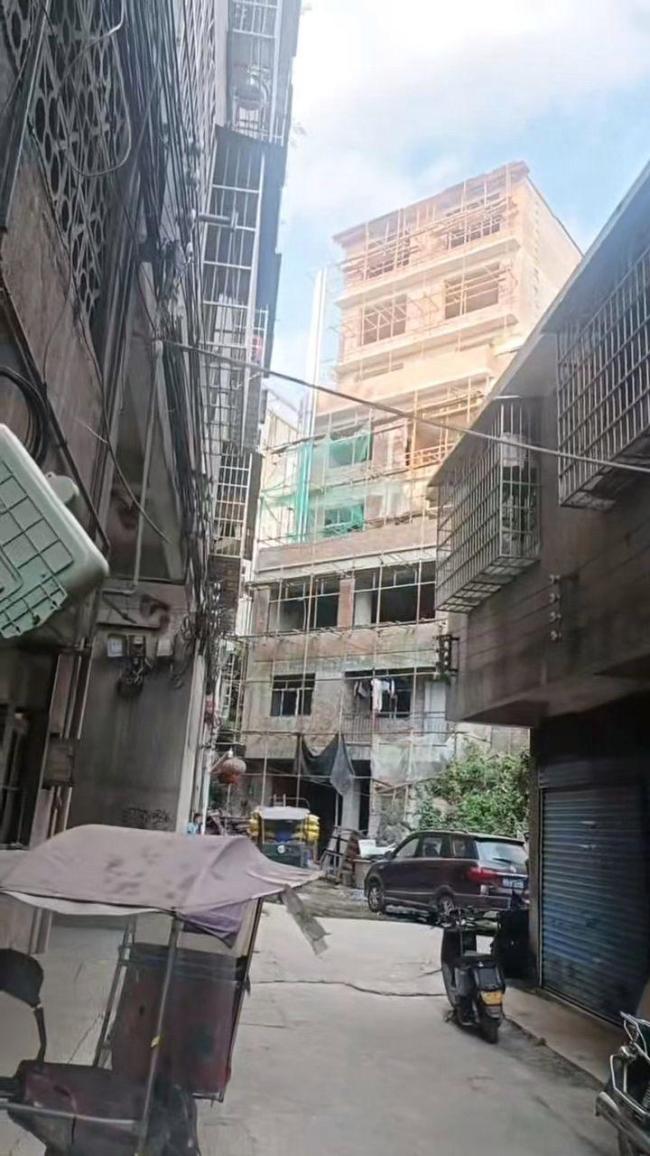 男子为还百万欠款每天跑16小时外卖 奋斗还债与家庭希望