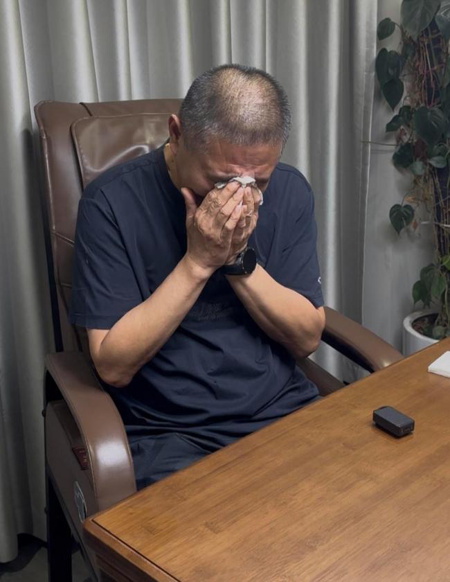 救灾离世小伙父亲称后事从简 家人忍痛低调处理