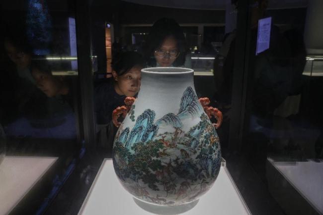 以“china”为媒续写文明交流新起点 瓷都印记闪耀世界