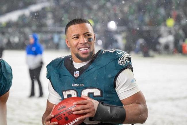 NFL老鹰队跑卫欢迎詹姆斯来费城
