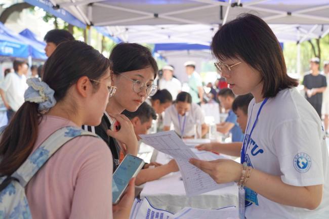 超本科线却报专科 职教赛道热度攀升 升学就业双向保障