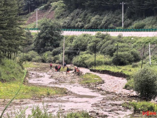 门票8元的露营胜地和突如其来的山洪