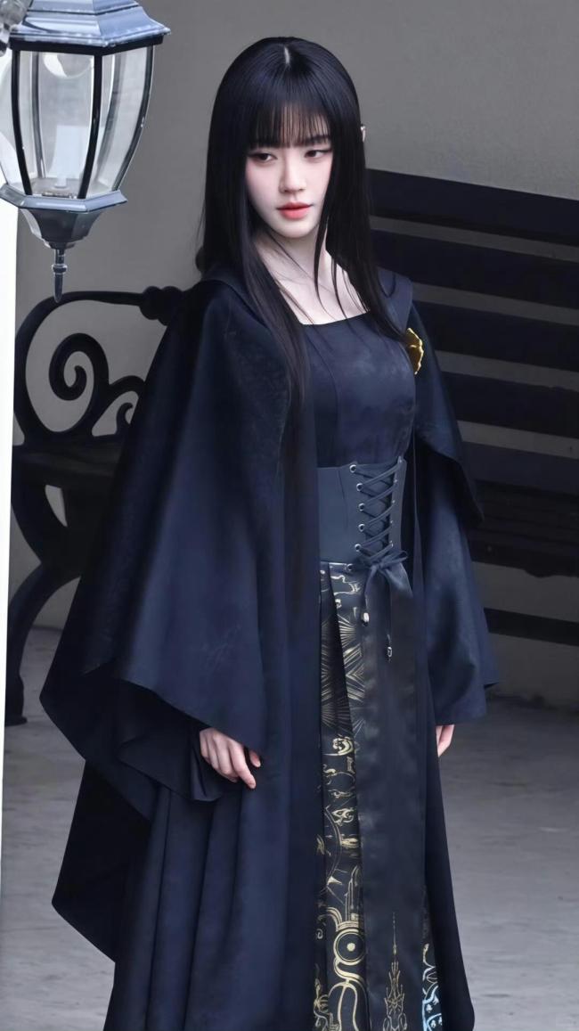 鞠婧祎黑袍马面裙魔女造型