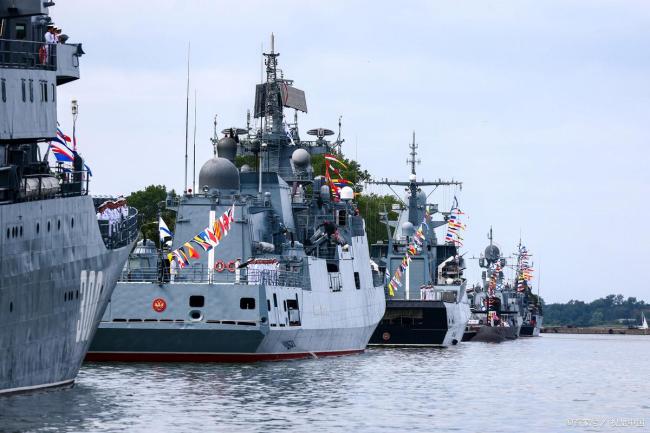 中国无人机锁定菲军机画面曝光 海空联动织密管控网