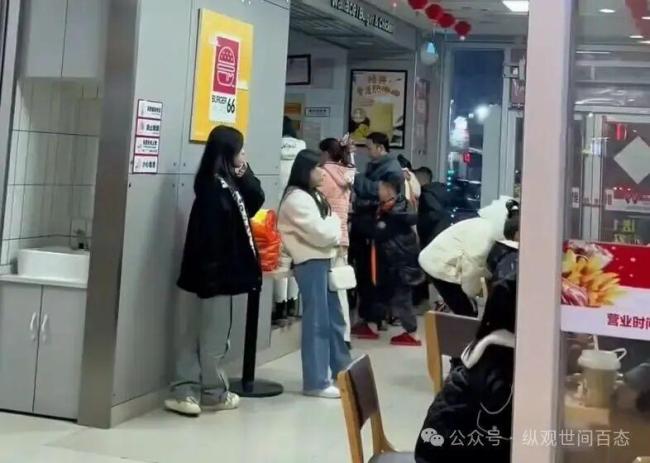 被华莱士店长诅咒父母求职者发声 职场风波引发全网热议