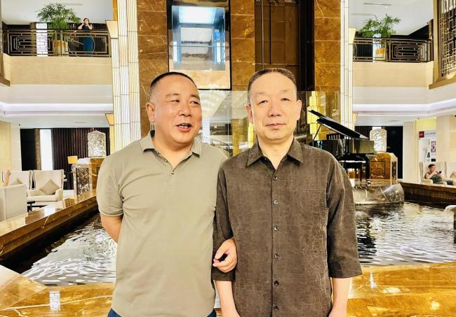 郑州99岁老兵遇上建军99周年 重逢与初心