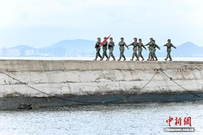 三亚西岛“海霞”这样过八一