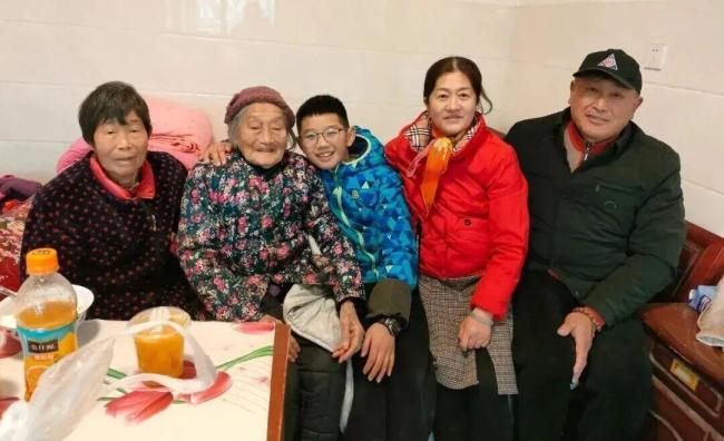 111岁奶奶的长寿秘诀藏在4个习惯里