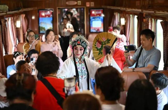 多地要求领导干部带头休假 推动职工应休尽休