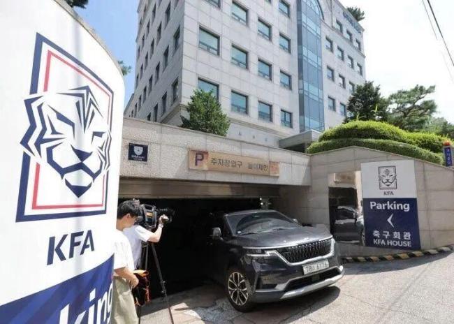 韩国被爆性贿赂世预赛裁判 足协丑闻曝光