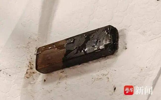 男子胃里藏打火机7年 已被腐蚀 七年隐患终取出