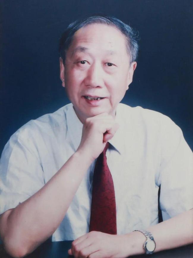 赤兔之死作者悼念何永康教授 铭记伯乐恩情