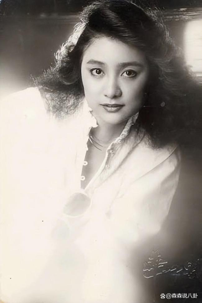 72岁台湾女星入狱后病逝，生前被渣男欺骗背债千万，命运悲惨无儿女 歌坛大姐大晚年坎坷