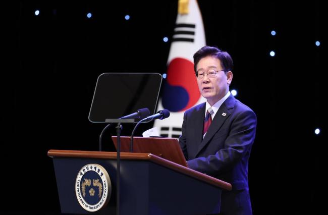 韩国纪念光复节 总统致辞缅怀历史