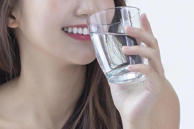 这几种“喝水法”正在悄悄伤身体