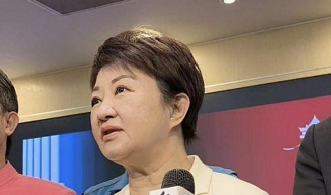 卢秀燕：蓝白合作密切乐帮白营站台 台中成示范区