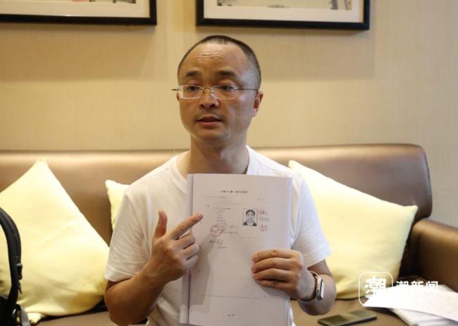 学籍顶替案母亲称弟弟当公务员后飘了 兄弟身份争议再起