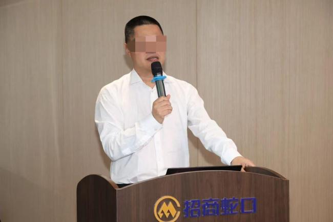 KTV猥亵事件涉事高管上月曾亮相发言