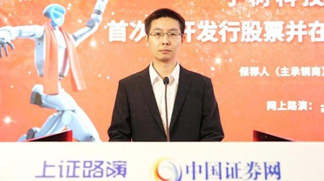 中国机器人路在何方 硬件与软件的未来之路