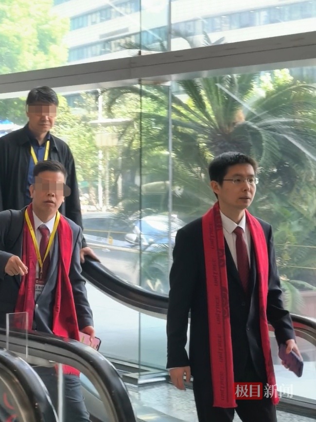 “人形机器人第一股”谁在离场 上市仪式结束