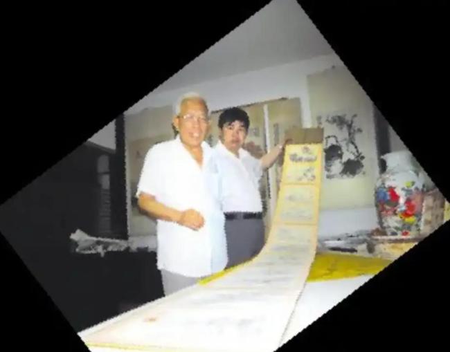 男子花36万买70多件假古董 真假交织的收藏漩涡