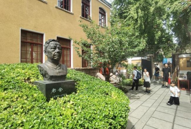 走进《欢迎来龙餐馆》取景地 青岛老城的光影故事