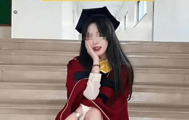 校方悼念在韩遇害中国女留学生