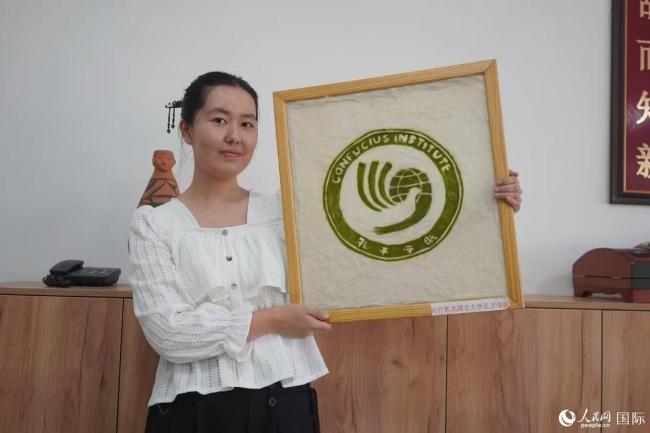 吉尔吉斯斯坦掀起中文热 青年走进中国世界