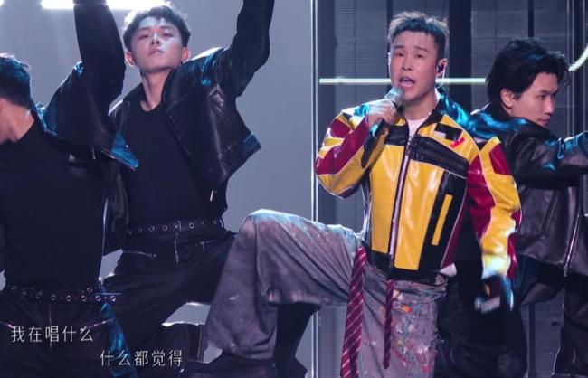 披哥二公小考张彬彬组第一 实力与努力并存