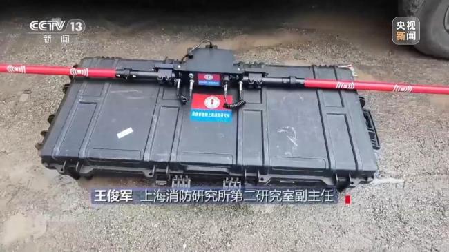 军队力量挺进西藏吉隆受灾核心区 多方救援克服重重困难