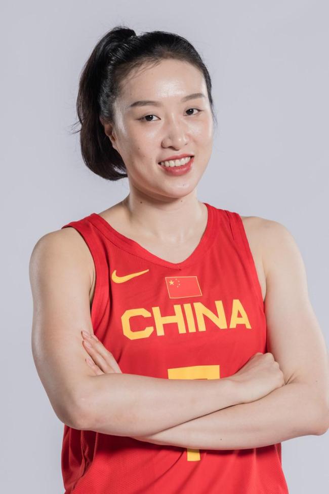 邵婷：中国女篮在淬炼中收获未来 新阵亮相不畏强手