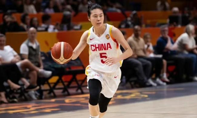 韩旭赛后采访力挺张子宇 姐姐替妹妹挡子弹