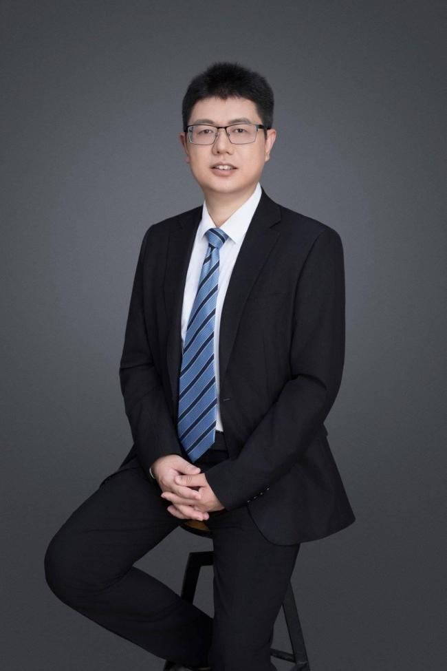 经济学家谈折叠屏手机“三国杀”