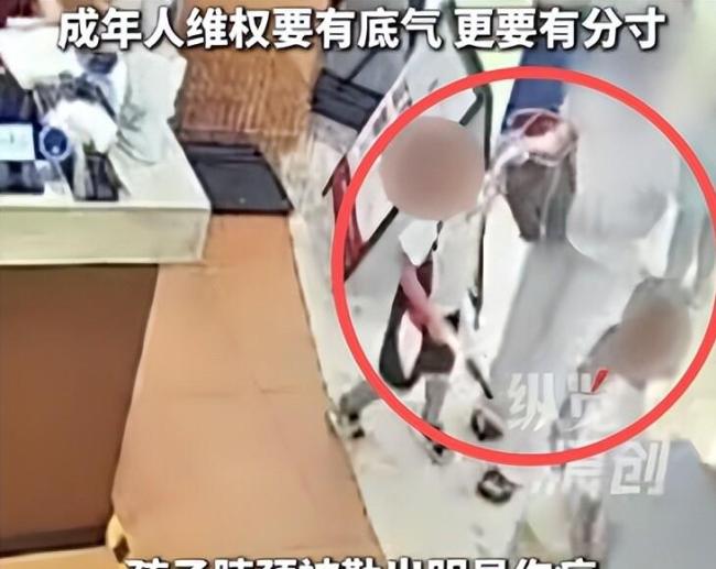 人民日报点名三件流量炒作事件 4岁男童无意触碰引发争议